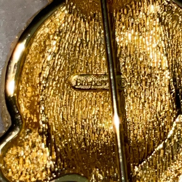 Burberry 100% Authentic brooch teddy bear excellent condition. - Picture 4 of 6